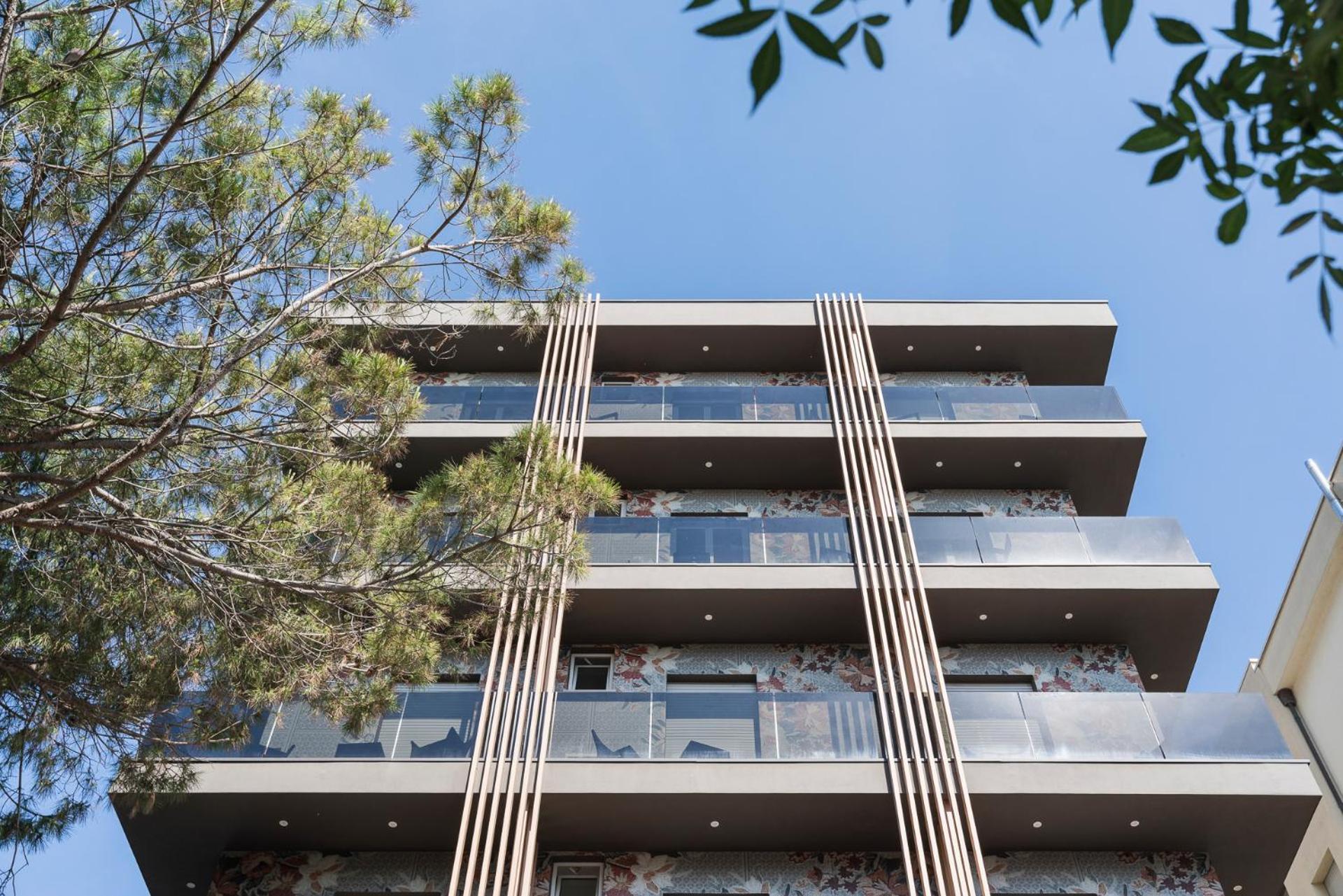 Riviera 3*