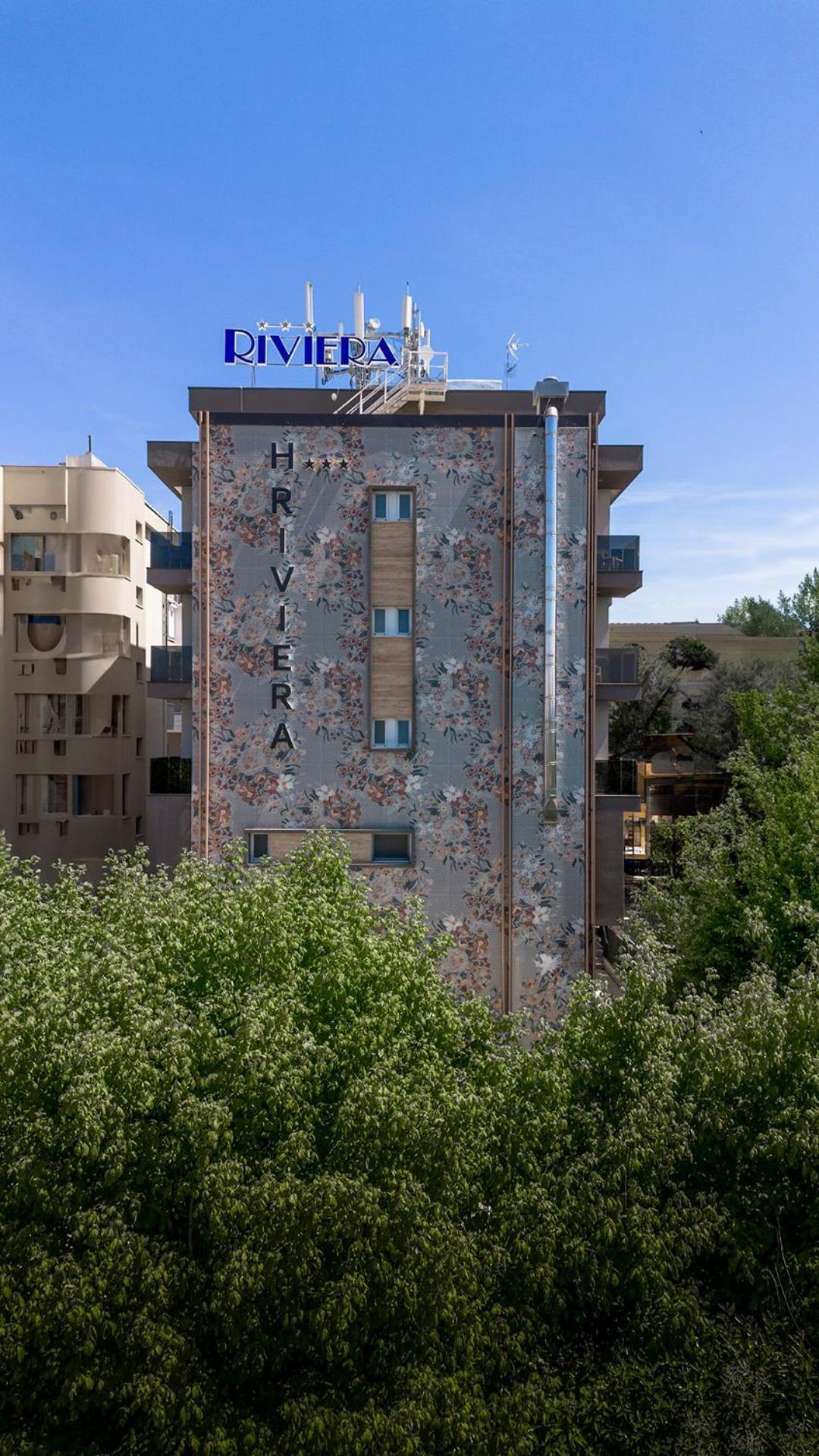 Riviera Hotel